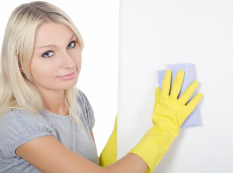 Local cleaning team working in a Surrey apartment before handover